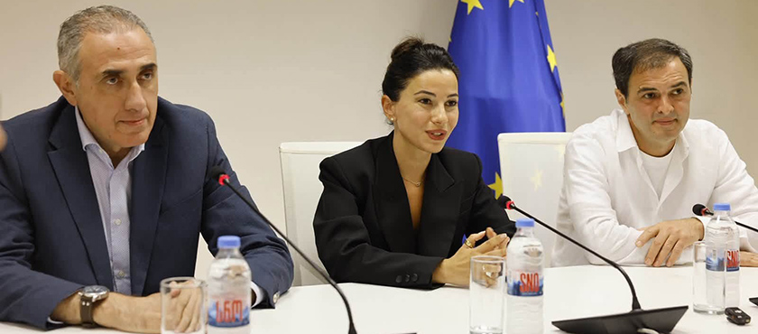 ეკონომიკისა და მდგრადი განვითარების მინისტრმა მარიამ ქვრივიშვილმა საქართველოს სახელმწიფო ელექტროსისტემის თანამშრომლებს ახალი ხელმძღვანელი დავით ვარდიაშვილი წარუდგინა